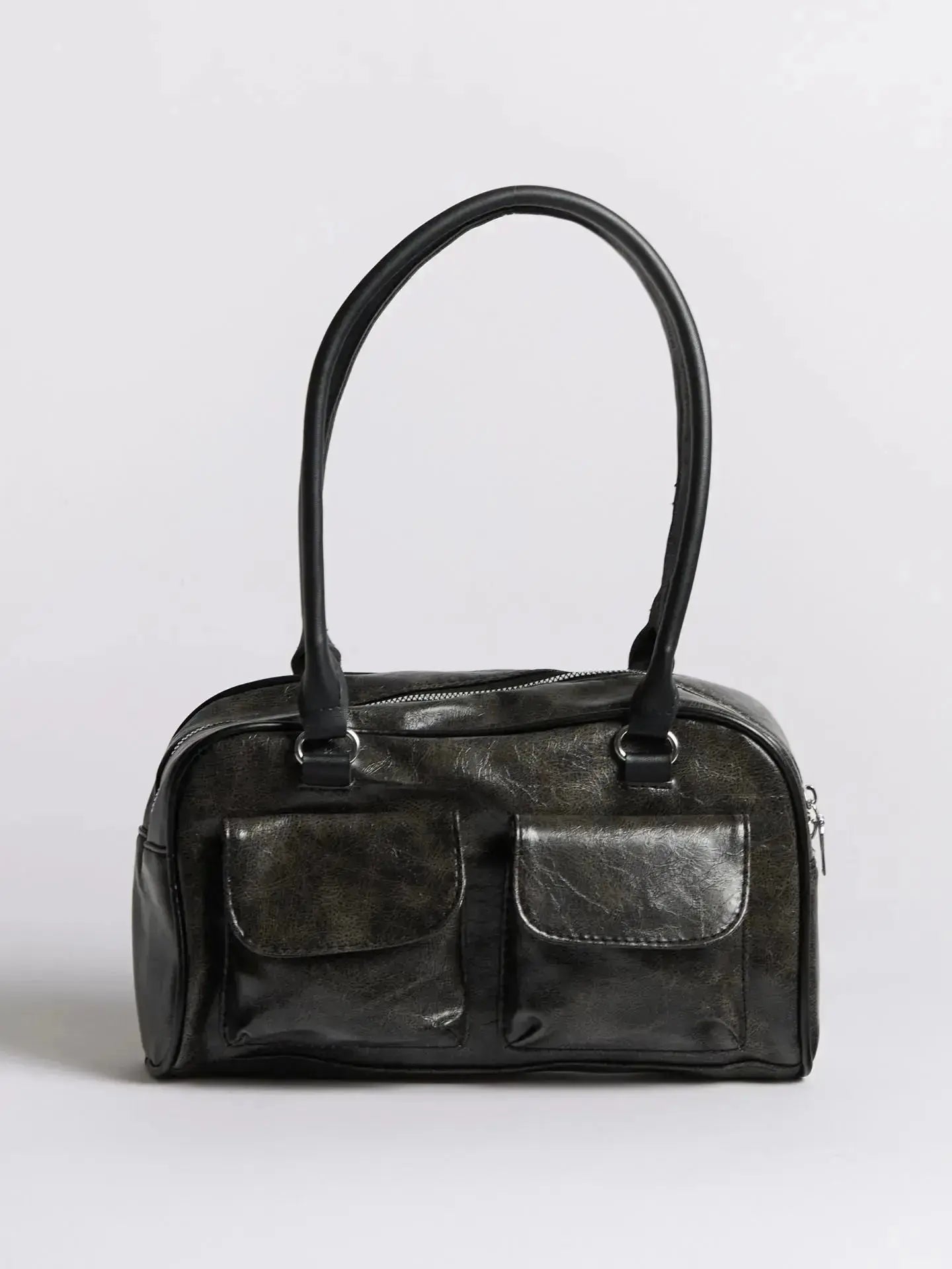 Sleek Distressed Leather Carry Noirvere
